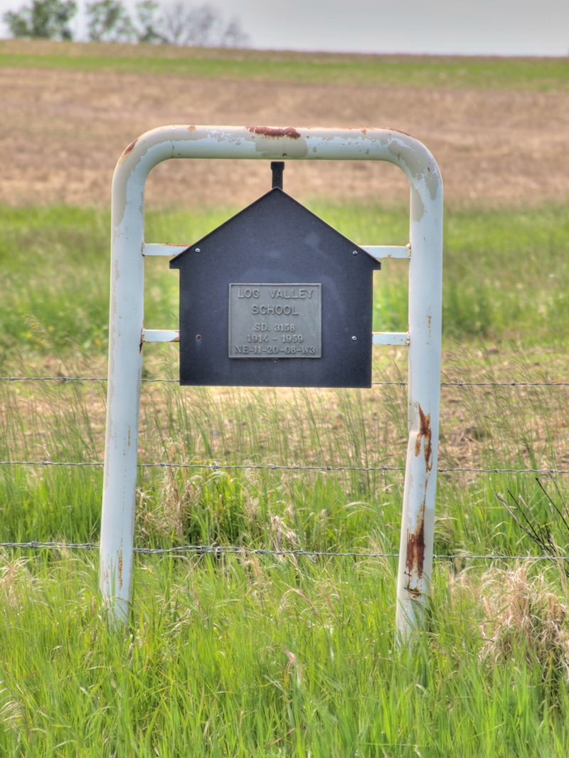  Log Valley school district 3158, NE section 11 township 20 range 8 west of the third meridian, P.O. located at nW section 12 township 20 range 8 West of the 3 meridian, 1914-1959,near Gouldtown, Morse and Log Valley,12km north of the Junction Hwy 738/644 (north of Morse,  Saskatchewan